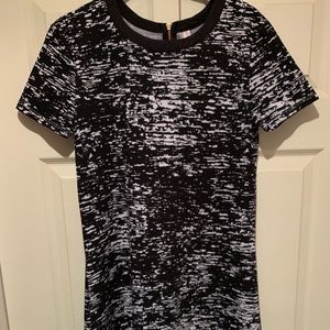 Women’s petite dress size small